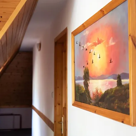 Hevizi Castrum Panzio 住宿加早餐酒店