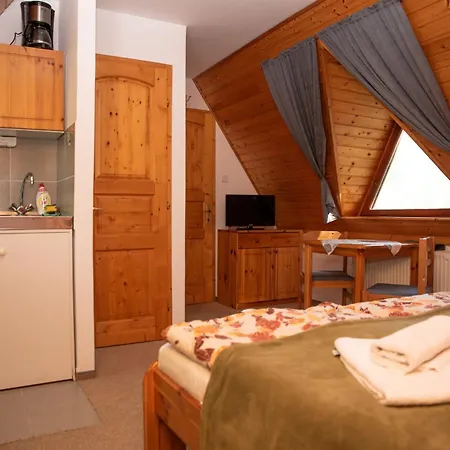 Bed and Breakfast Hevizi Castrum Panzio 3*